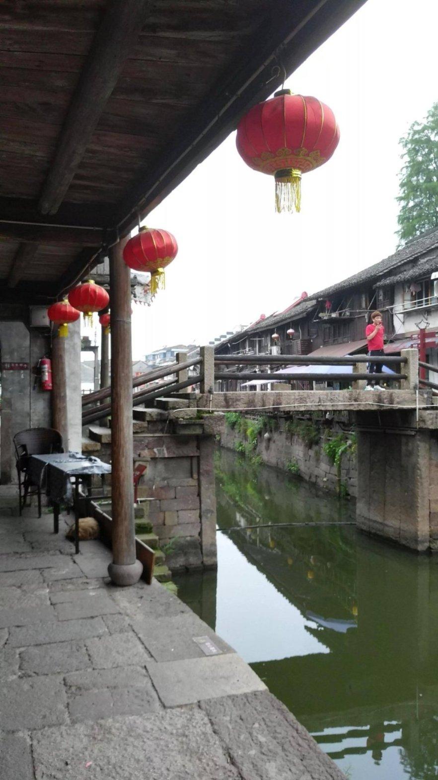 探索张悬在演唱会上宣布离婚消息,她此前有过哪些感情经历?!热门话题尽在张悬在演唱会上宣布离婚消息,她此前有过哪些感情经历?红迪网